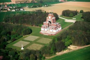 Aerial view of Thiepval memorial image courtesy of www.battlefield-guides.com