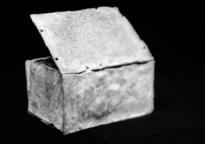 The box in which Richard's heart was sealed.