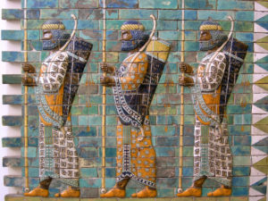 Persian warriors, a detail from the frieze in Darius’ palace in Susa. Pergamon Museum / Vorderasiatisches Museum, Germany. Image credit: Mohammed Shamma / CC BY 2.0.
